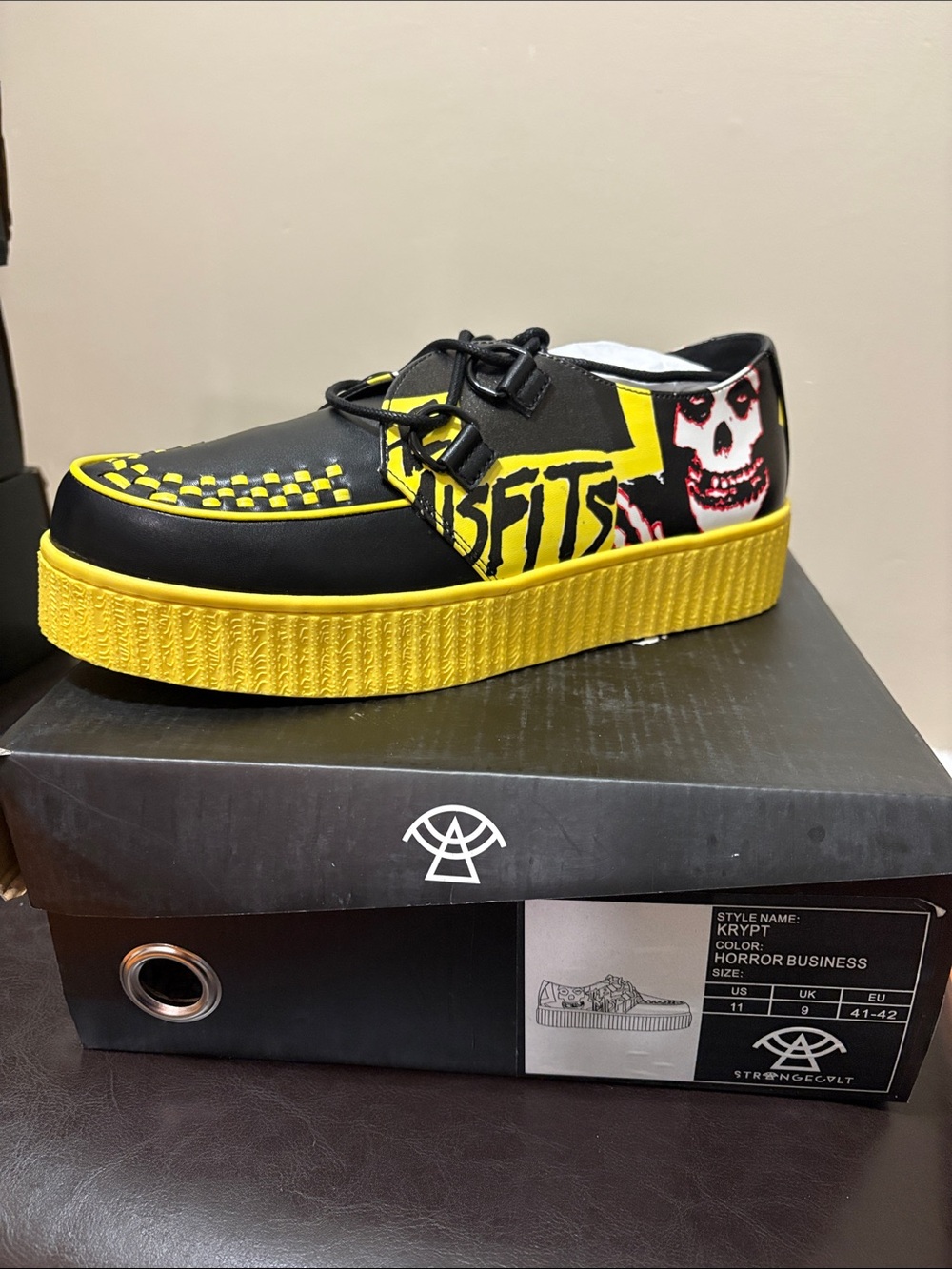 Misfits Graphic Platform Creeper Sneaker in Black & Yellow